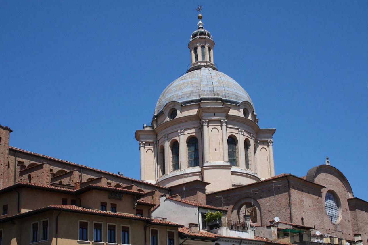 B&B Casa Dei Poeti Mantova Exterior photo
